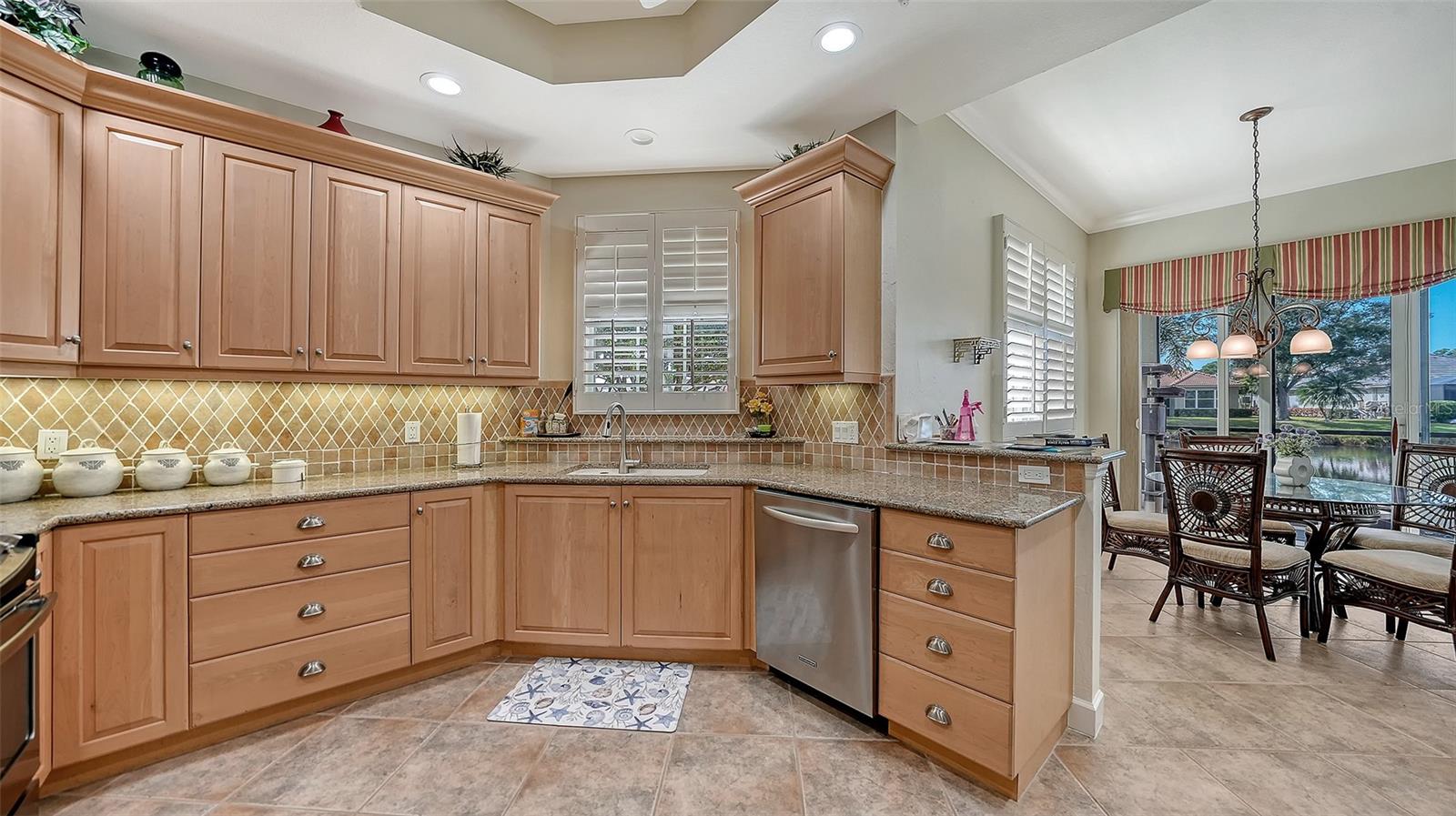 BOTANICA - Residential