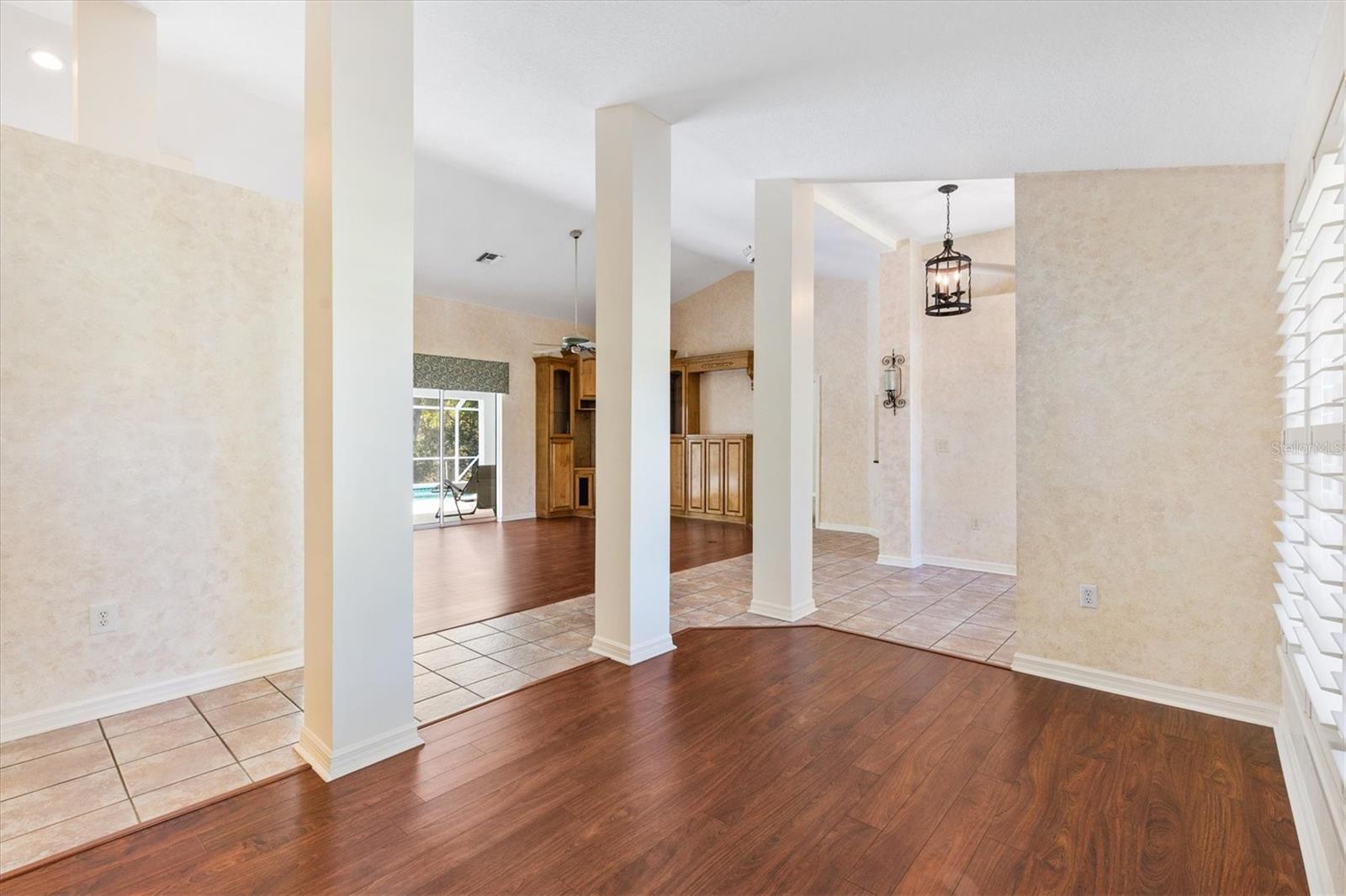 HARBOR HILLS - Residential