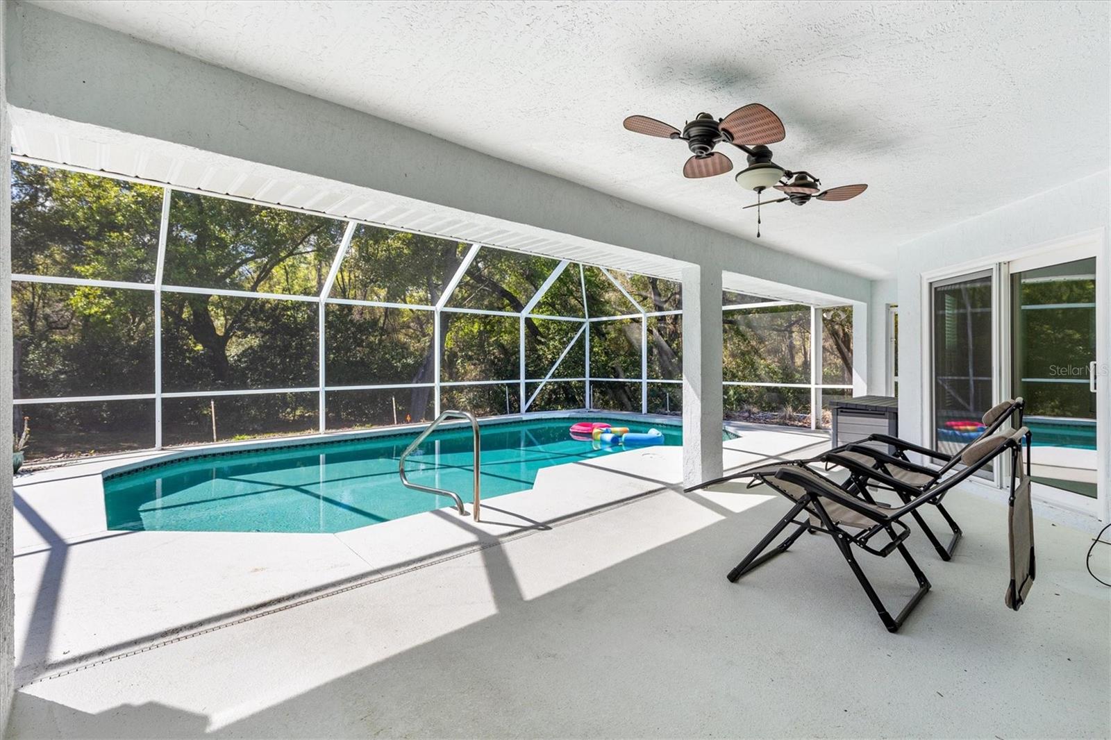 HARBOR HILLS - Residential