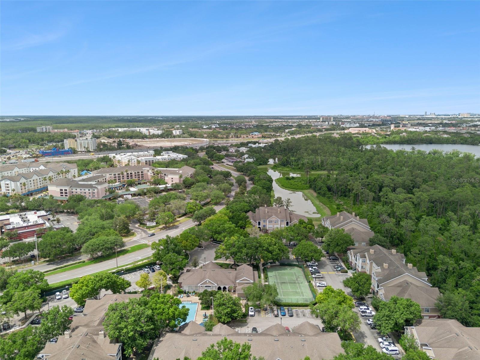 PLANTATION PARK PRIVATE RESIDENCE - Residential