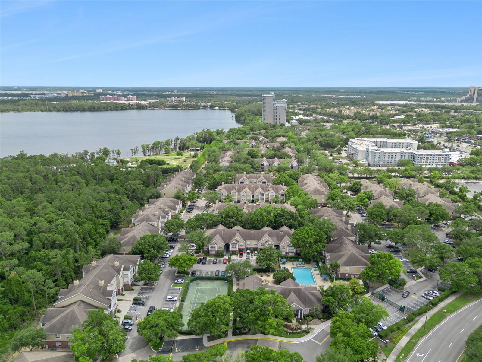PLANTATION PARK PRIVATE RESIDENCE - Residential