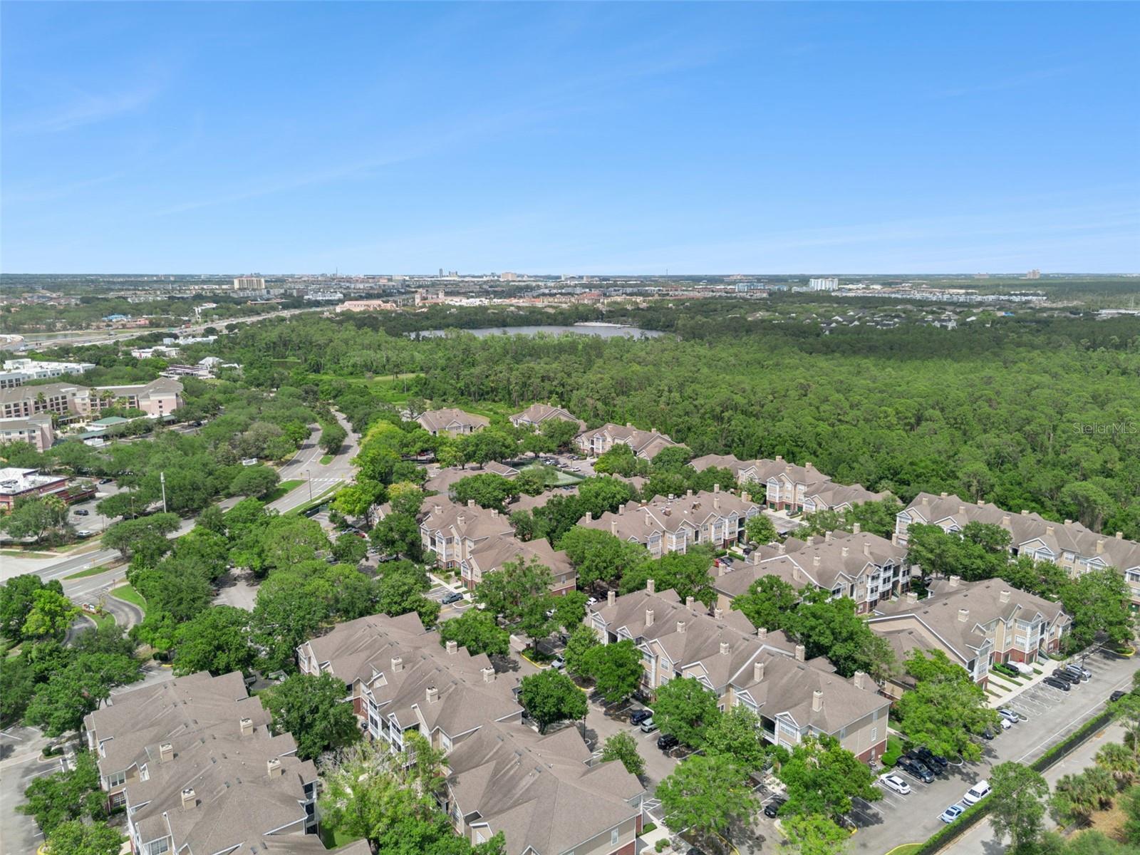 PLANTATION PARK PRIVATE RESIDENCE - Residential