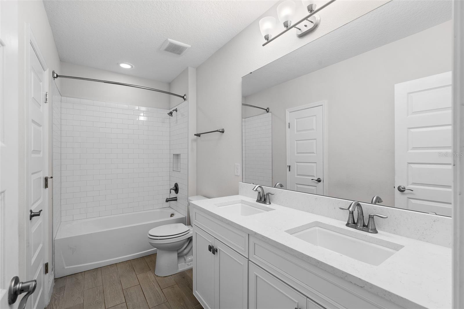 WATERLEIGH PH 4B & 4C - Residential