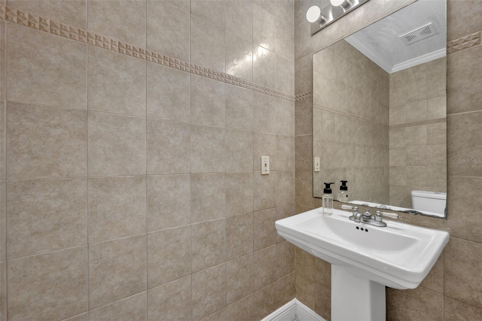 ANDOVER LAKES PH 03B - Residential