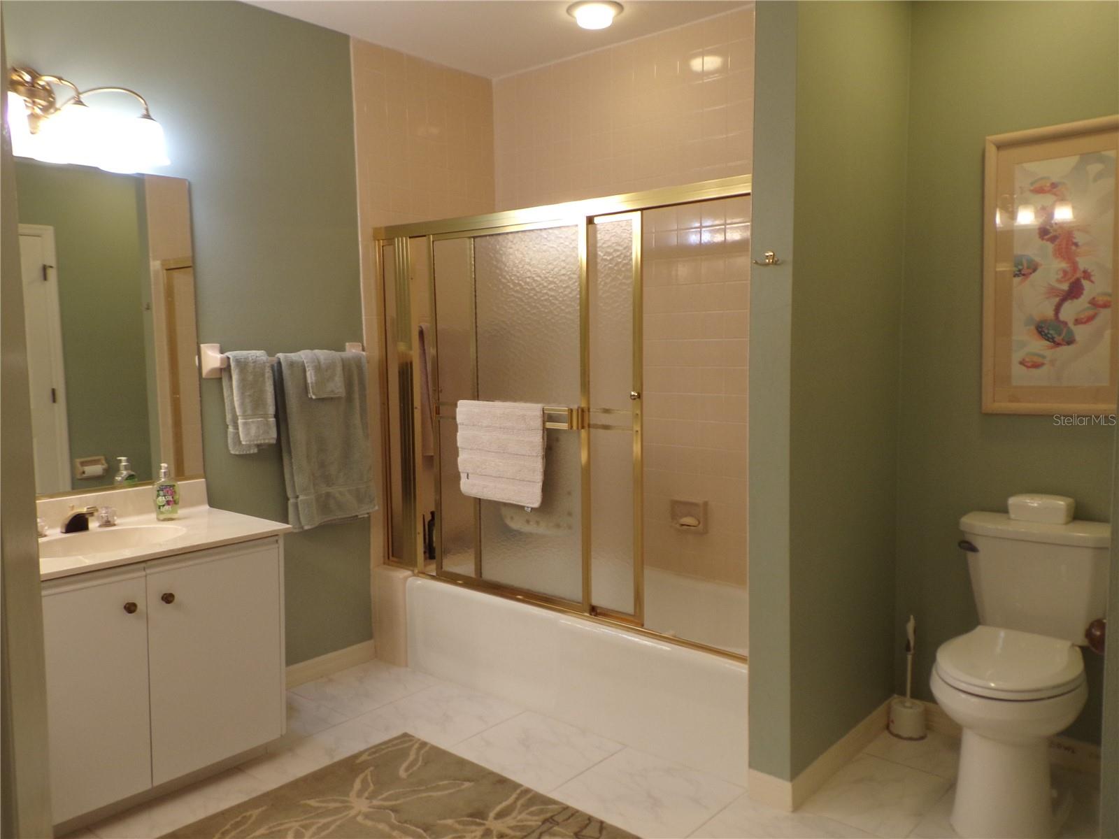 CONQUISTADOR BAY CLUB - Residential