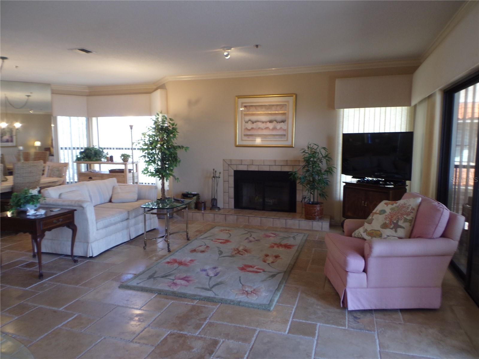 CONQUISTADOR BAY CLUB - Residential