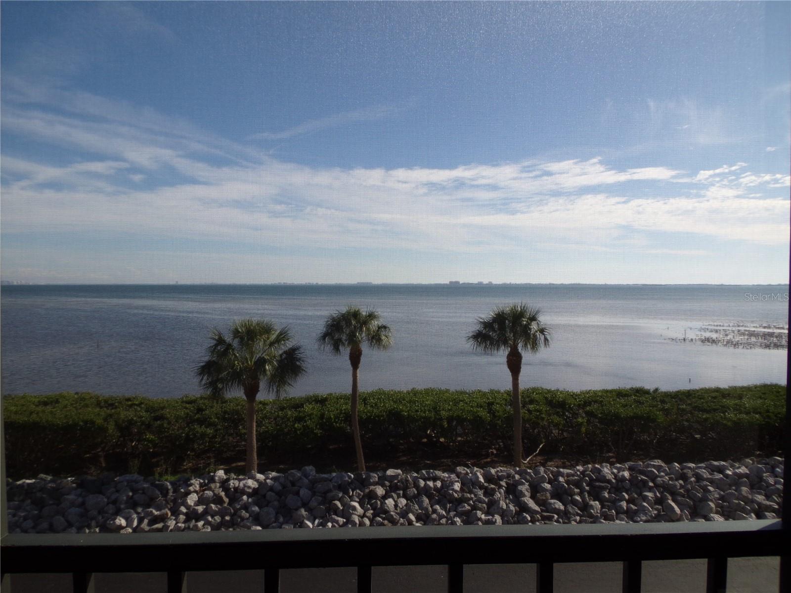 CONQUISTADOR BAY CLUB - Residential