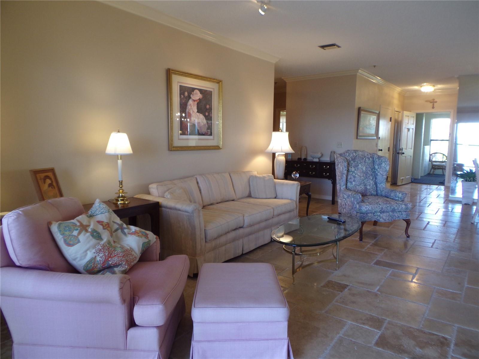 CONQUISTADOR BAY CLUB - Residential