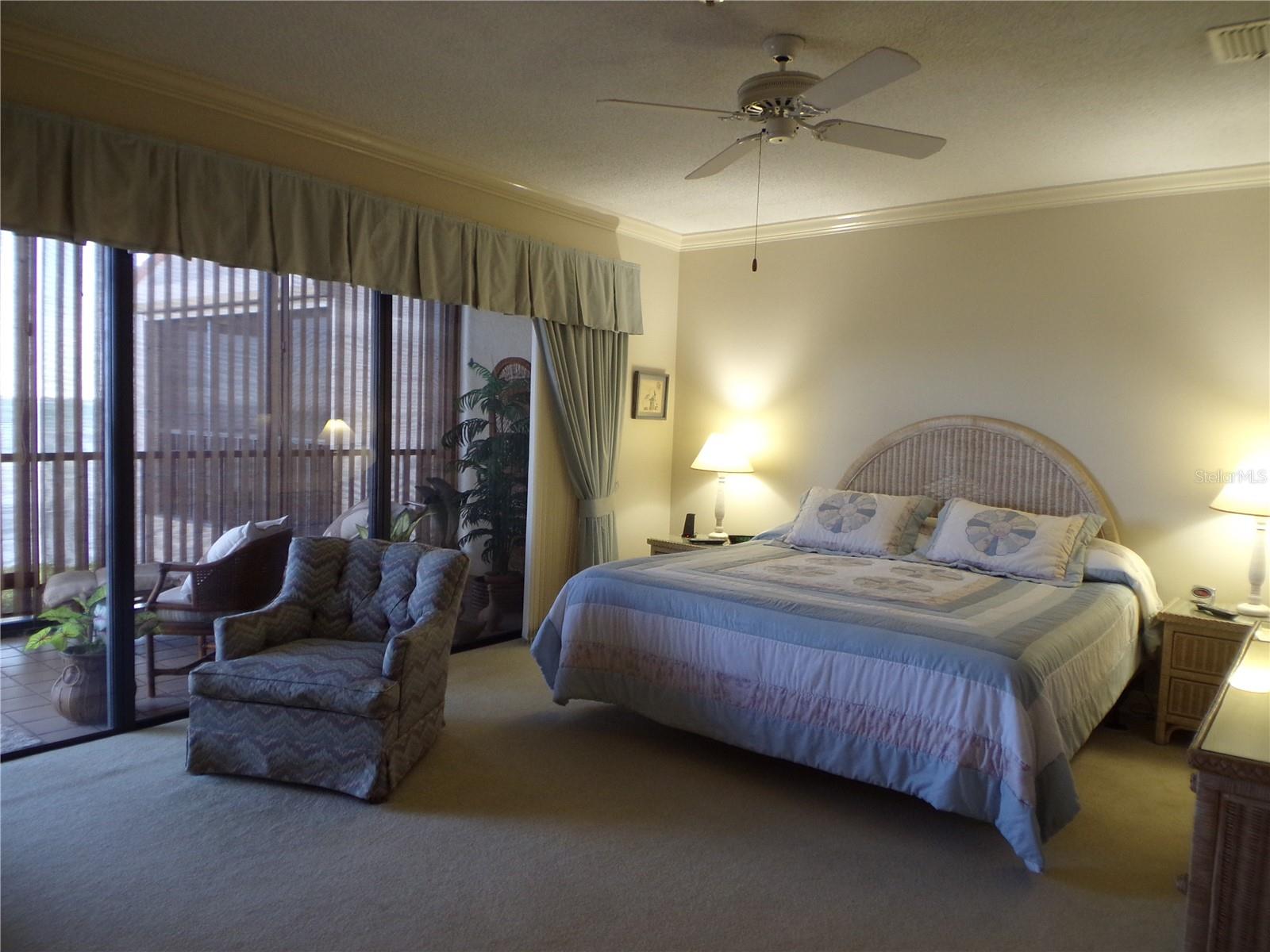 CONQUISTADOR BAY CLUB - Residential