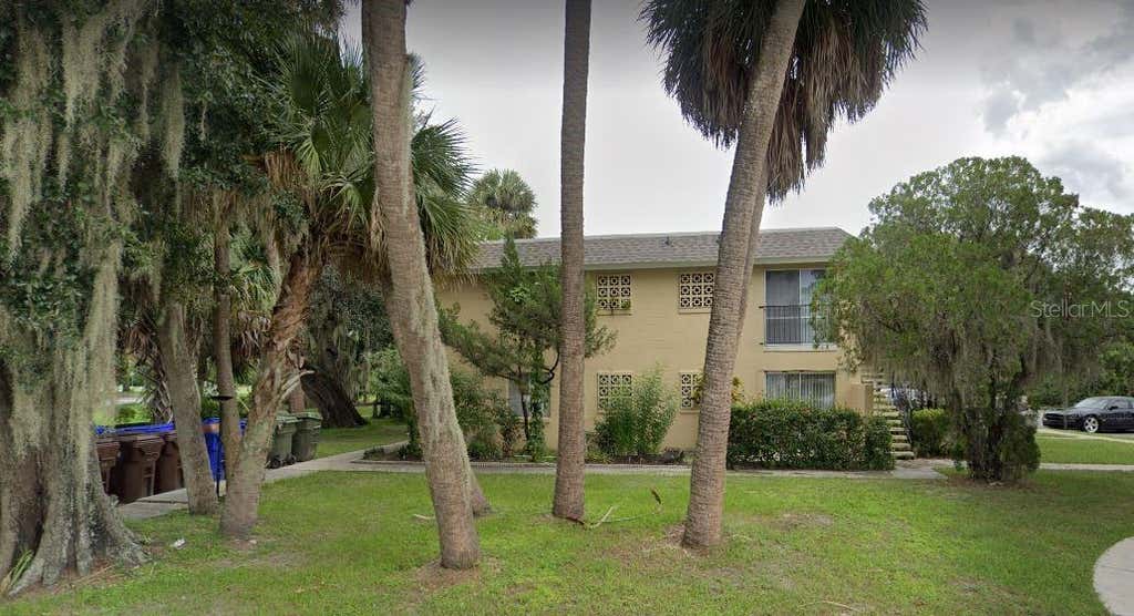 Photo of 305 E Dakin Avenue #11, Kissimmee, FL 34741 (MLS # O6418236)