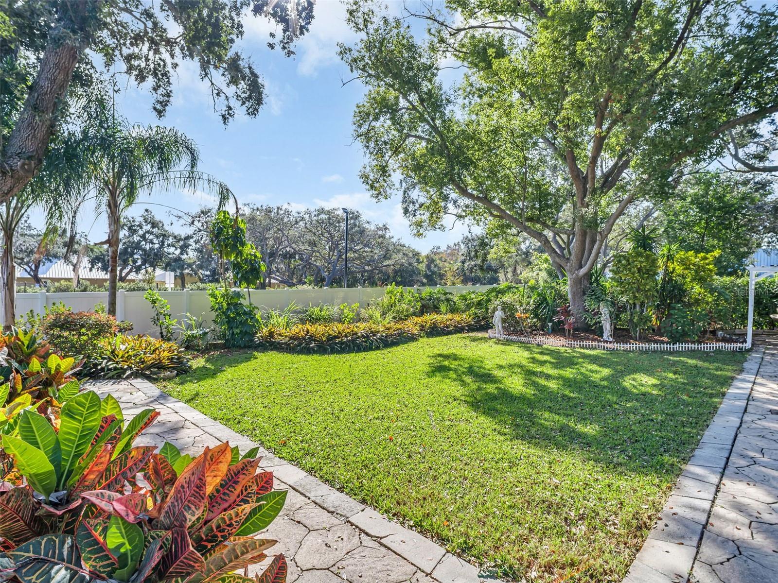 CRYSTAL BEACH HEIGHTS - Residential