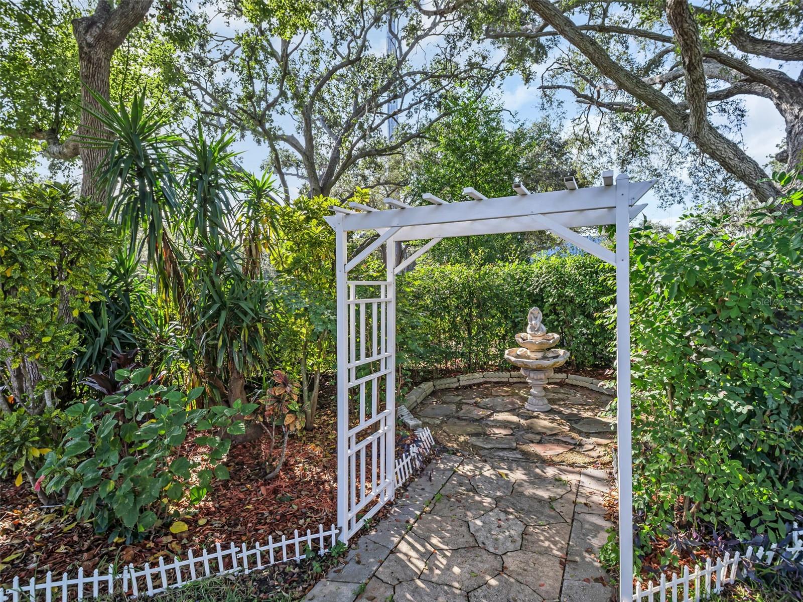 CRYSTAL BEACH HEIGHTS - Residential