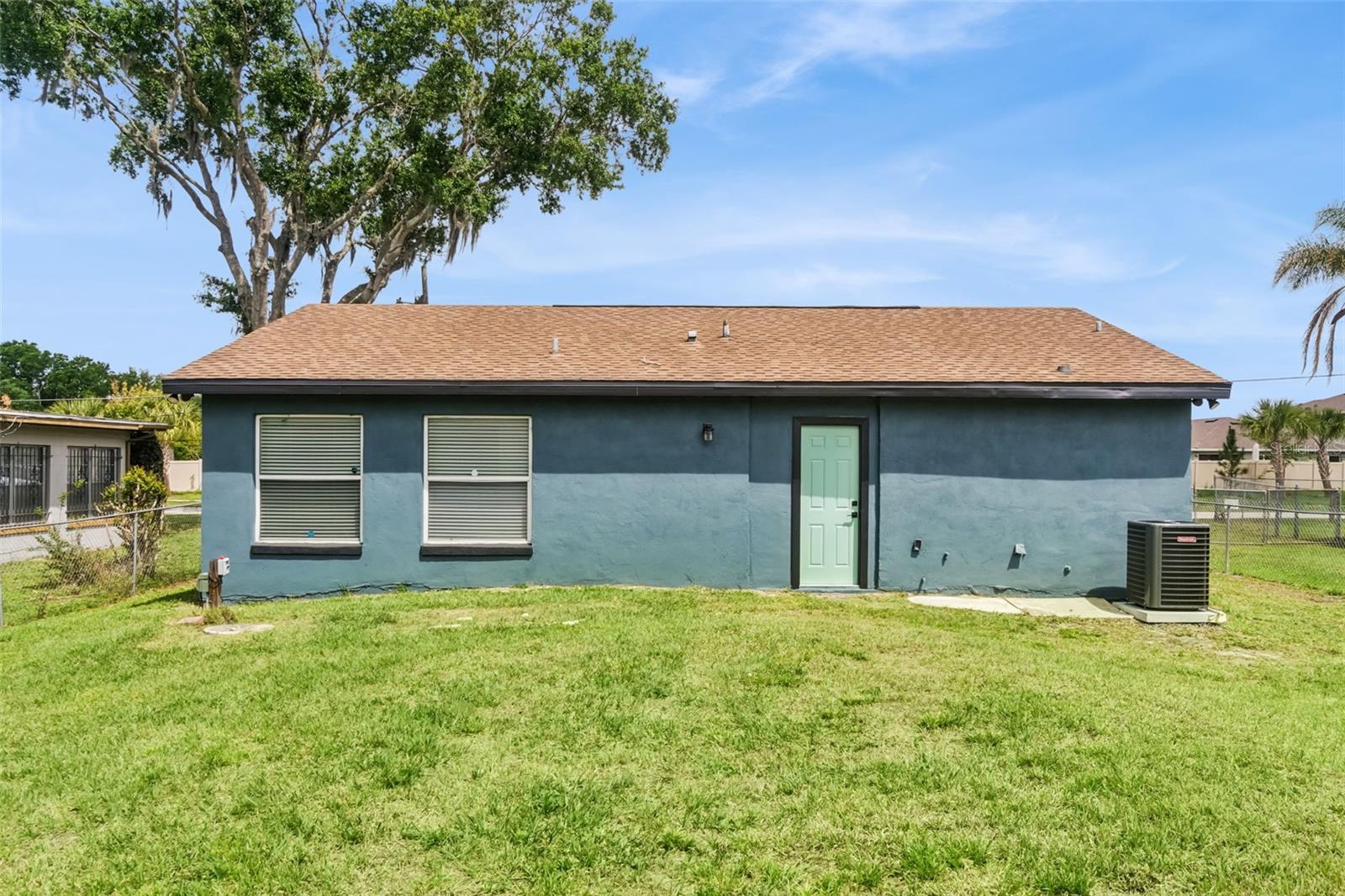 MIDWAY - Residential