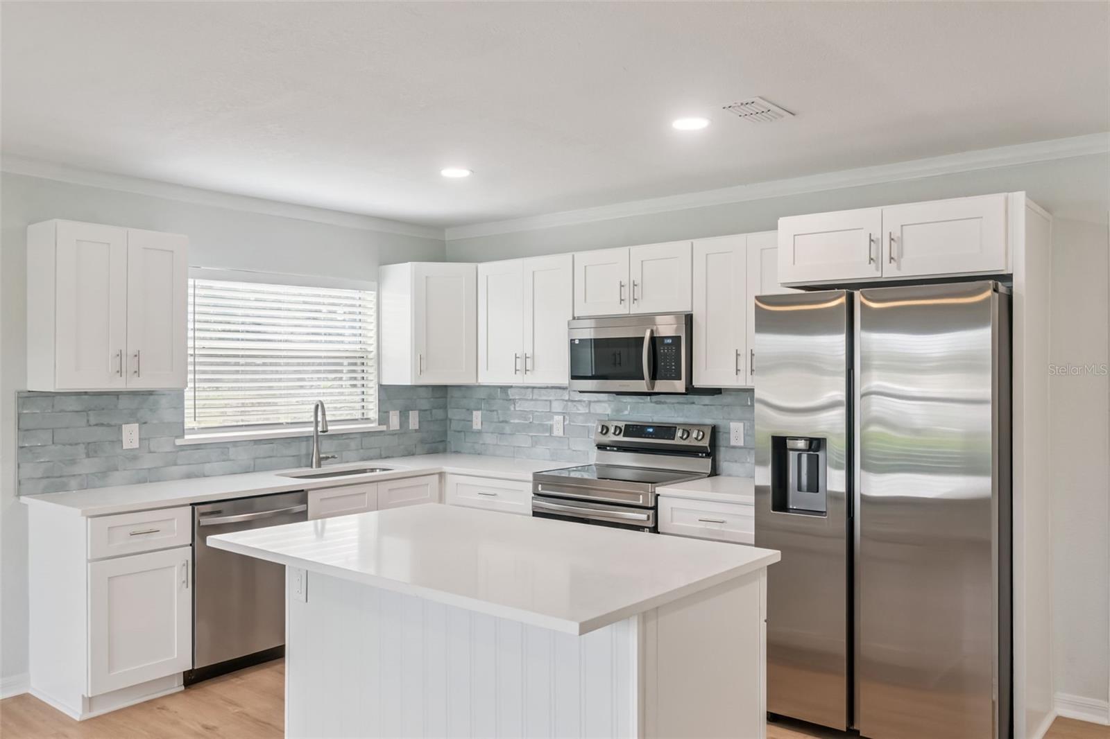 MIDWAY - Residential