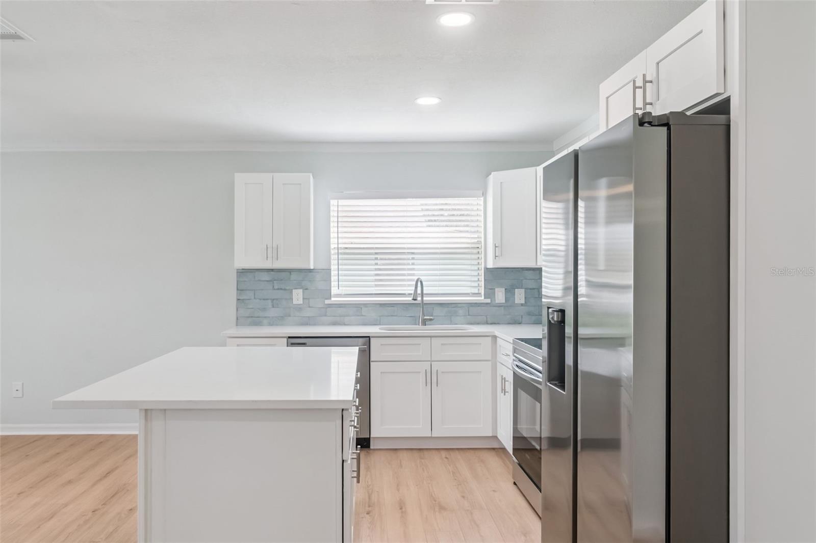 MIDWAY - Residential