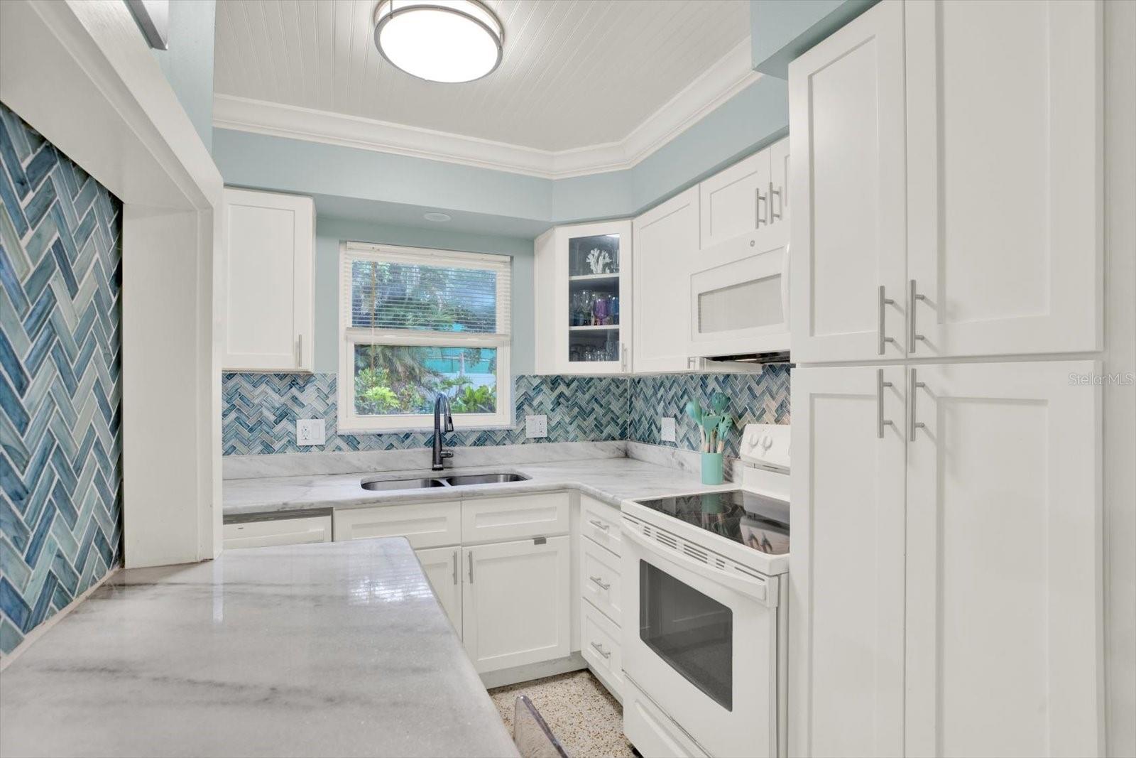 BAY PINES MANOR - Residential
