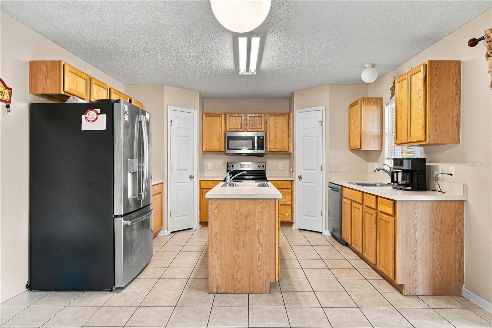 2818 SHEILA DRIVE