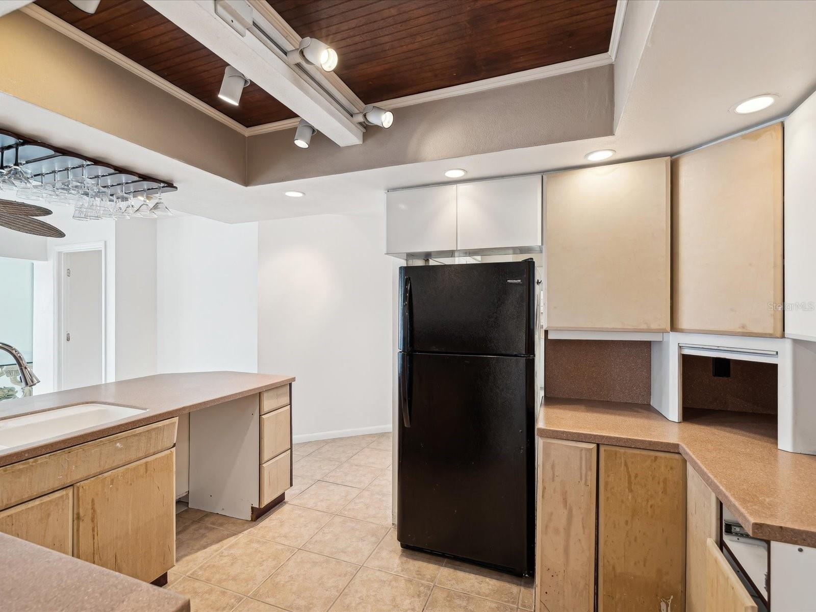 RIDGEWOOD RIVIERA - Residential