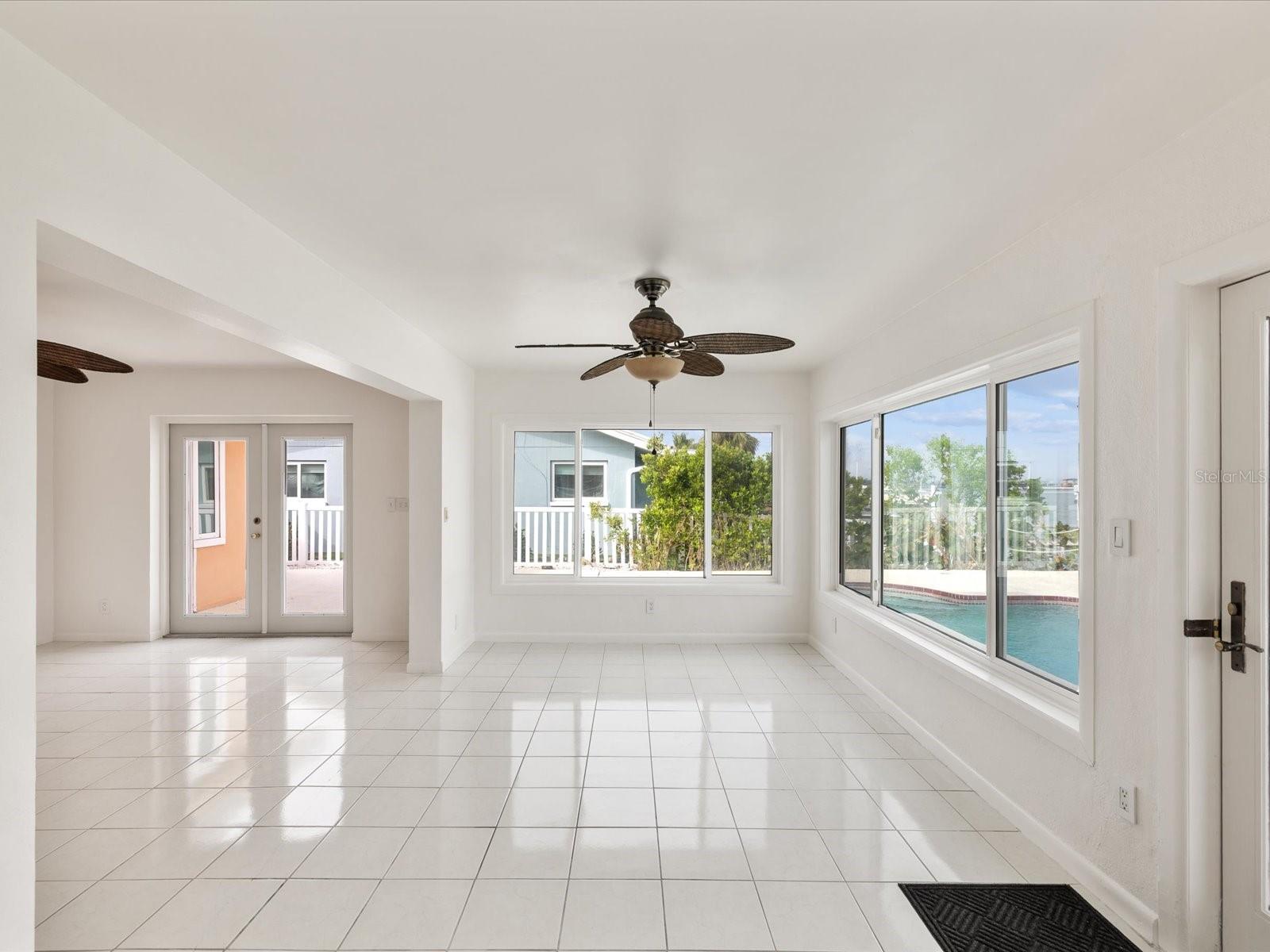 RIDGEWOOD RIVIERA - Residential