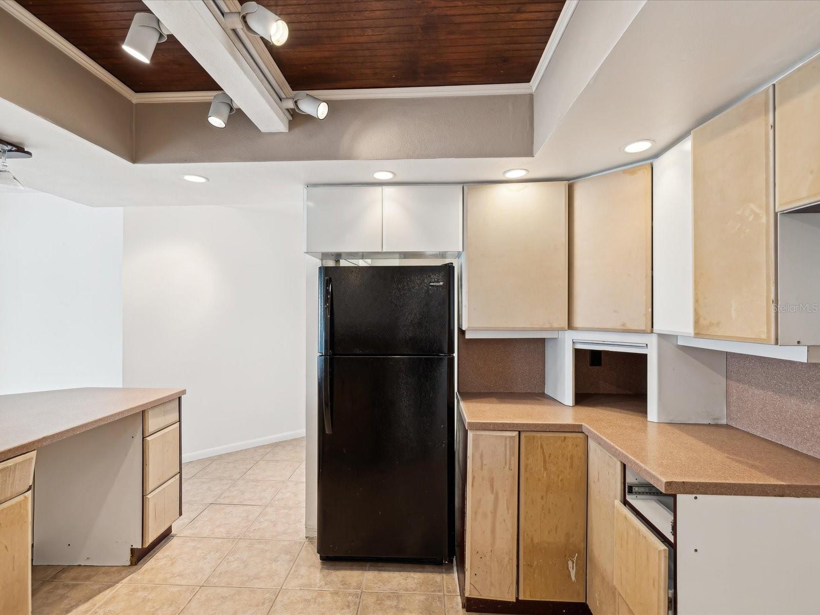 RIDGEWOOD RIVIERA - Residential