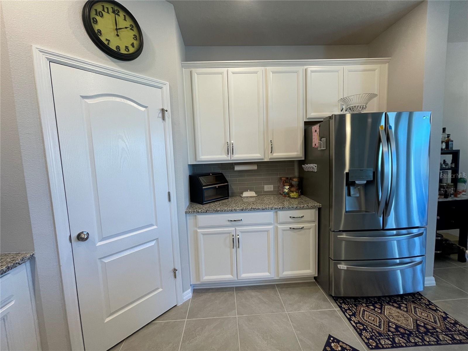 LAKE MDW LNDG - Residential