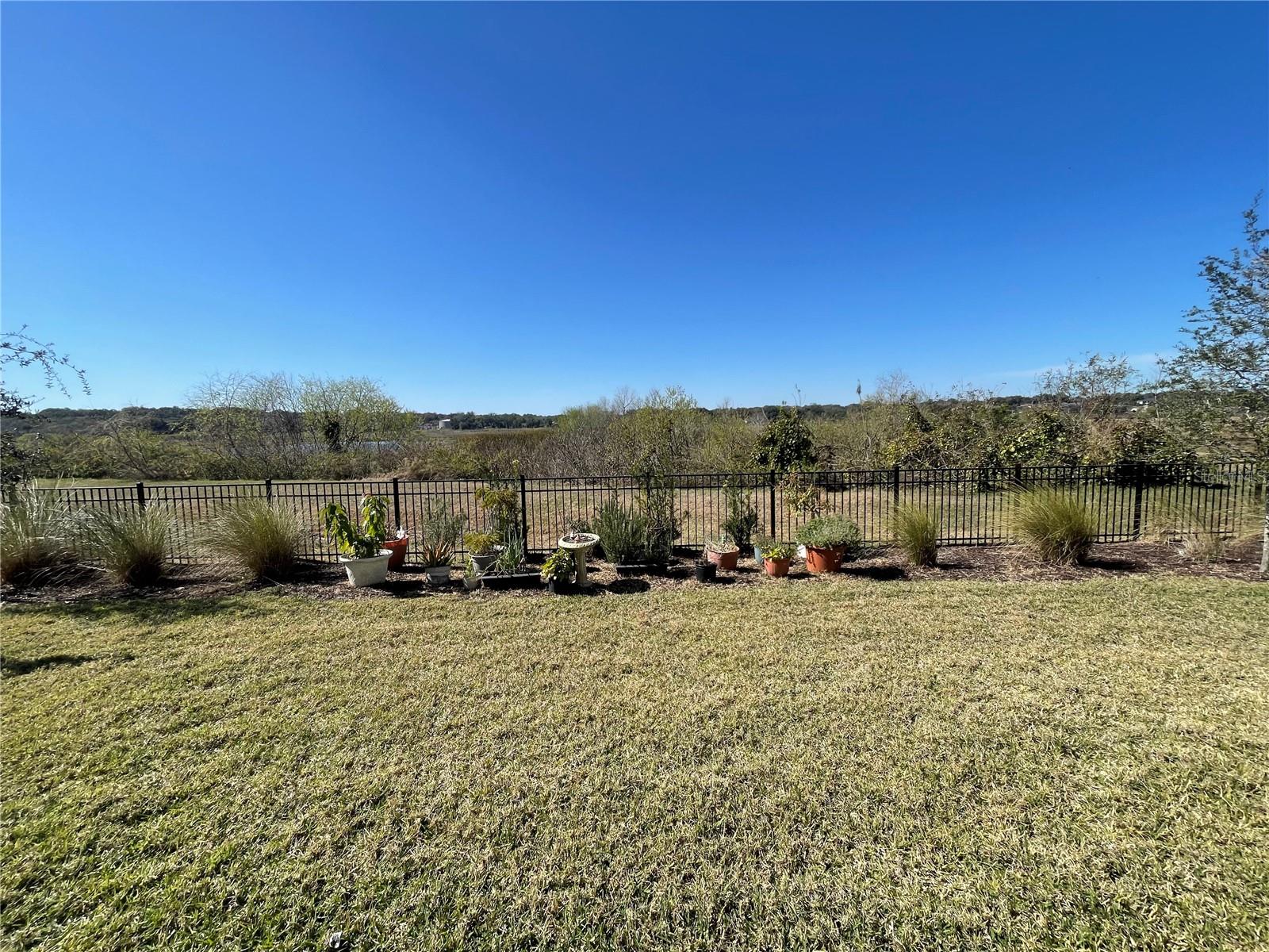 LAKE MDW LNDG - Residential