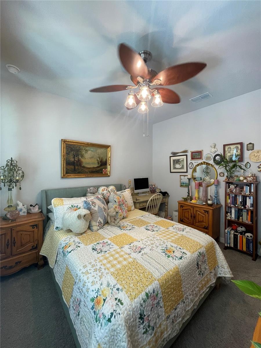 LAKE MDW LNDG - Residential