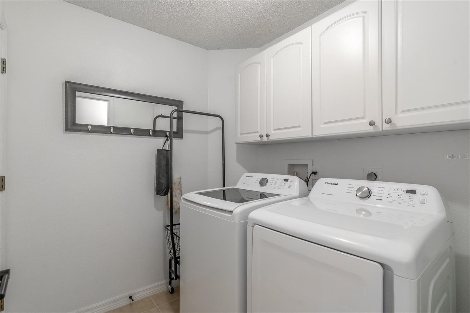 VILLAGES AT KINGSBRIDGE WEST TR C-1 - Residential