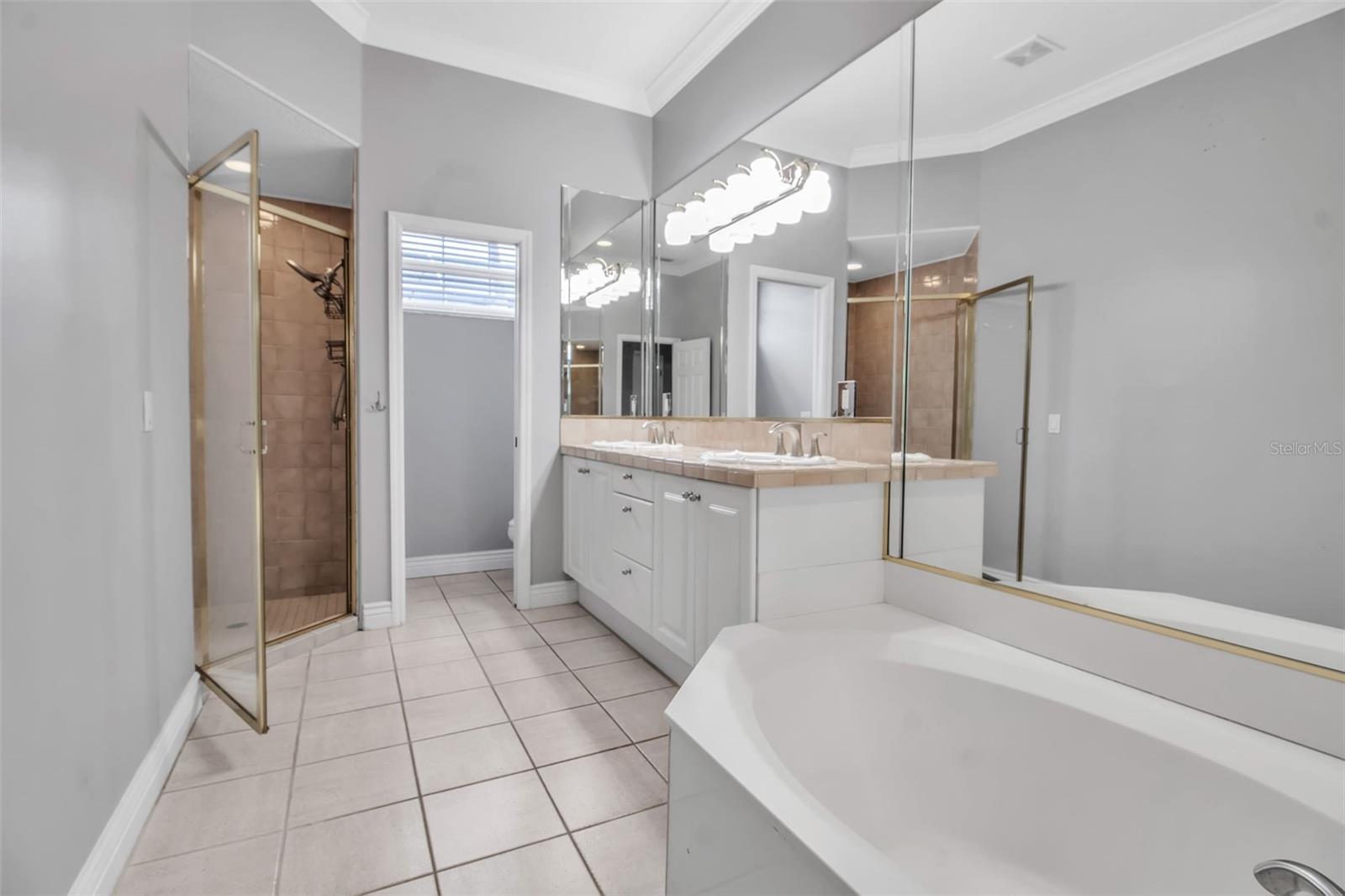 RIVERDALE REV - Residential Lease