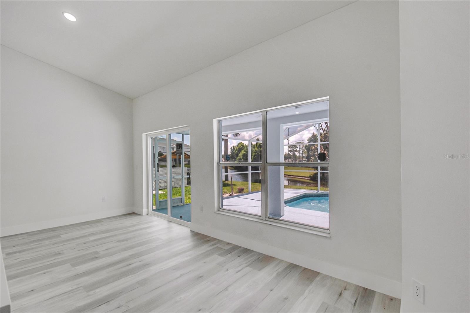 ORCHID EDGE AT CRESCENT LAKES UNIT 1 - Residential