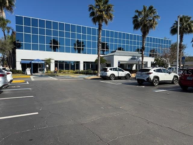 NORTHSIDE SQUARE - Commercial Lease