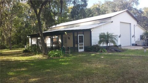 A home in PLANT CITY