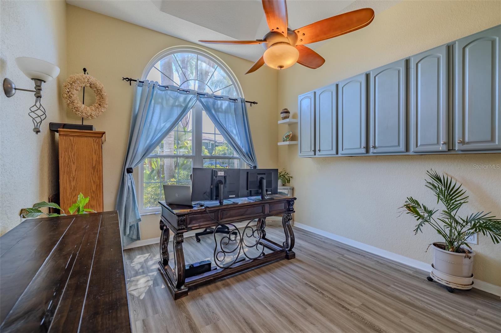 NATURES RESERVE - Residential