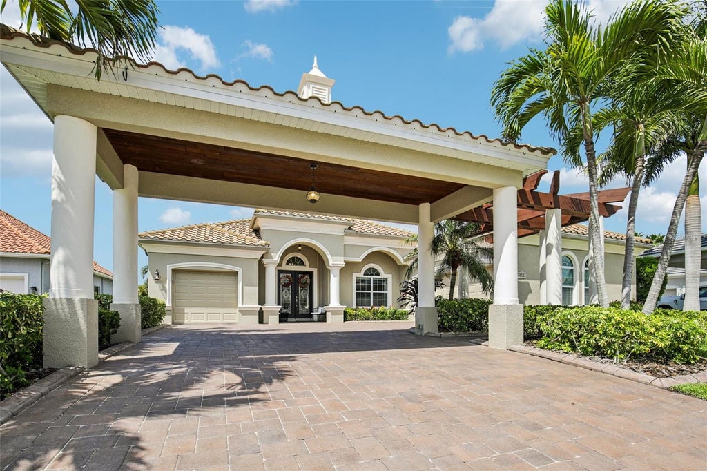Photo of 4741 Mainsail Drive, Bradenton, FL 34208 (MLS # A4710782)