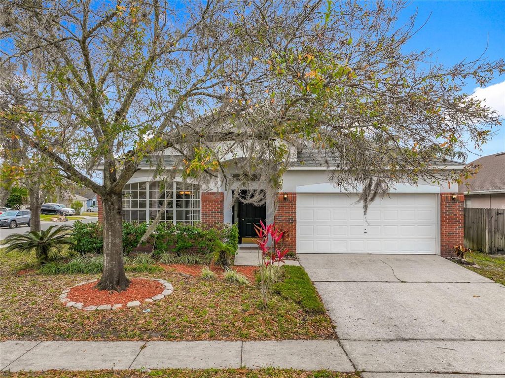 Photo of 14230 Sunriver Avenue, Orlando, FL 32828 (MLS # O6378687)