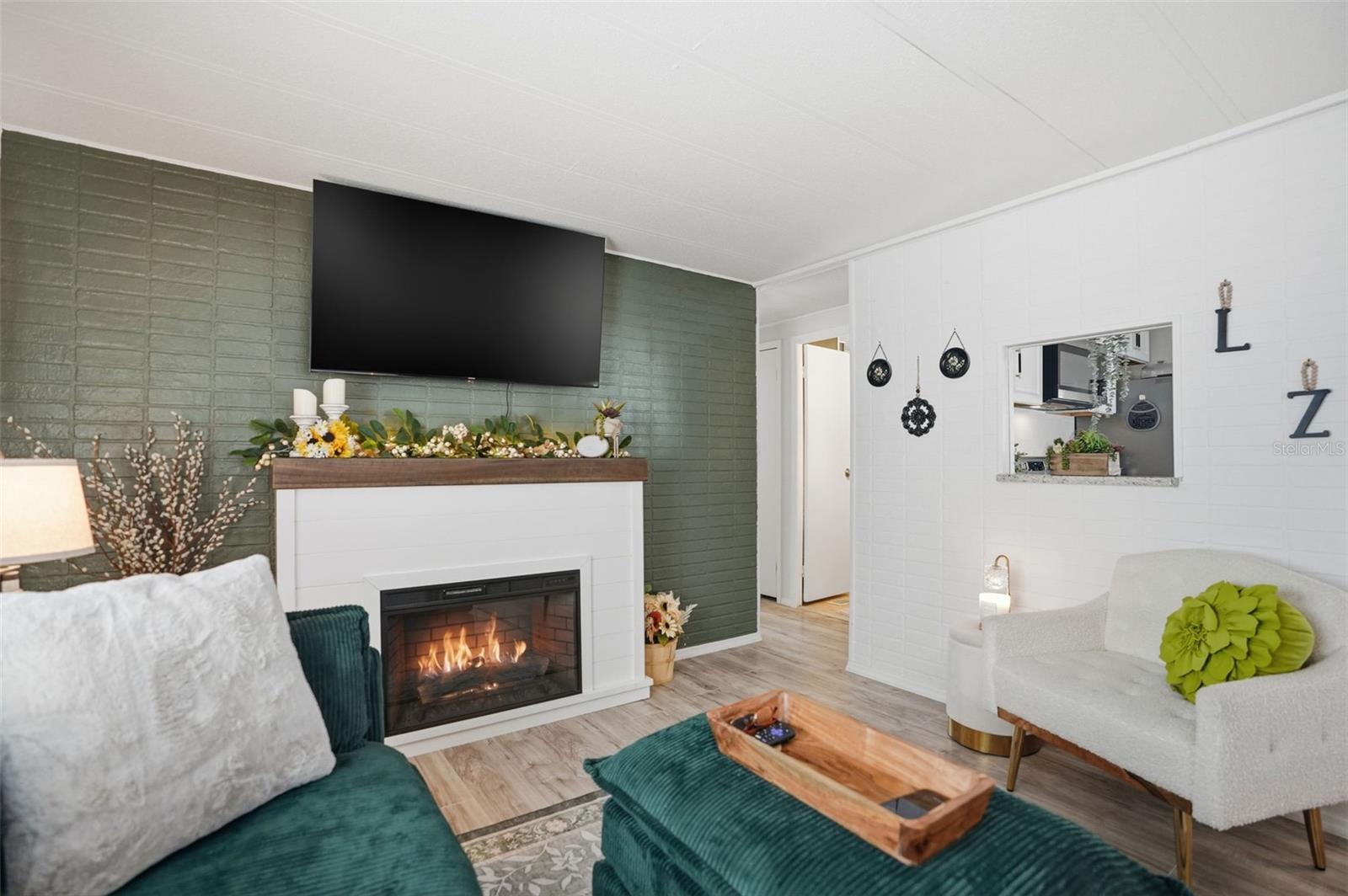 BROOKRIDGE COMM - Residential