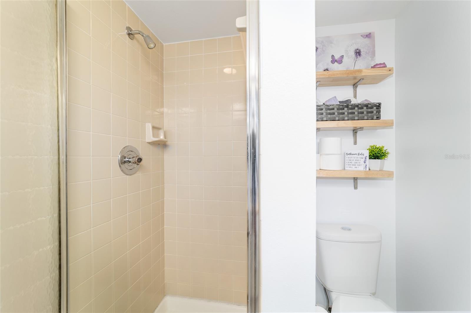 PADDOCK OAKS - Residential