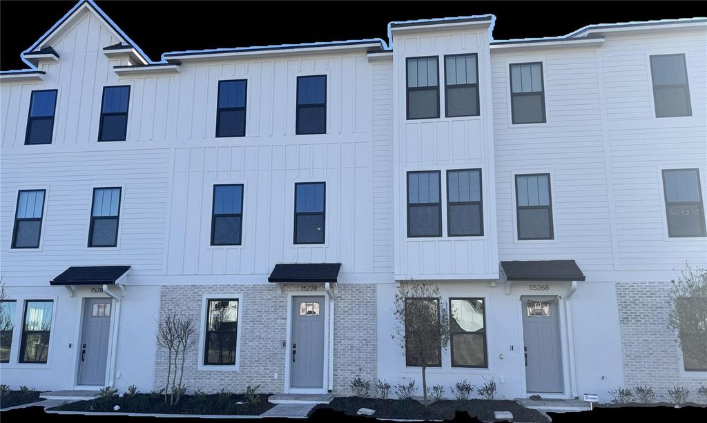 Photo of 15274 Groveside Road, Winter Garden, FL 34787 (MLS # S5142597)