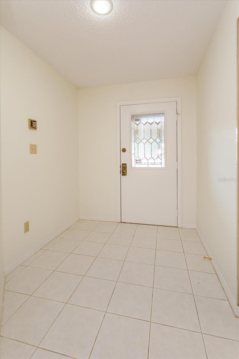 1055 KENSINGTON PARK DRIVE 711