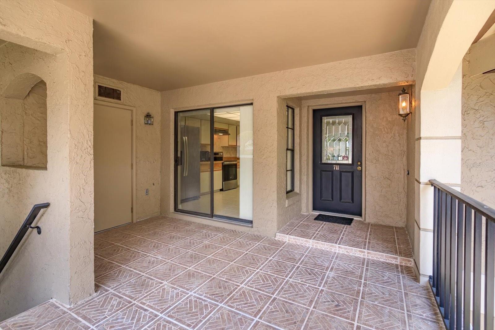1055 KENSINGTON PARK DRIVE 711