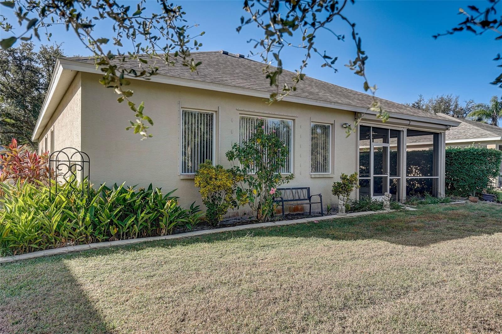 CARLYLE AT VILLAGES OF PALM-AIRE - Residential