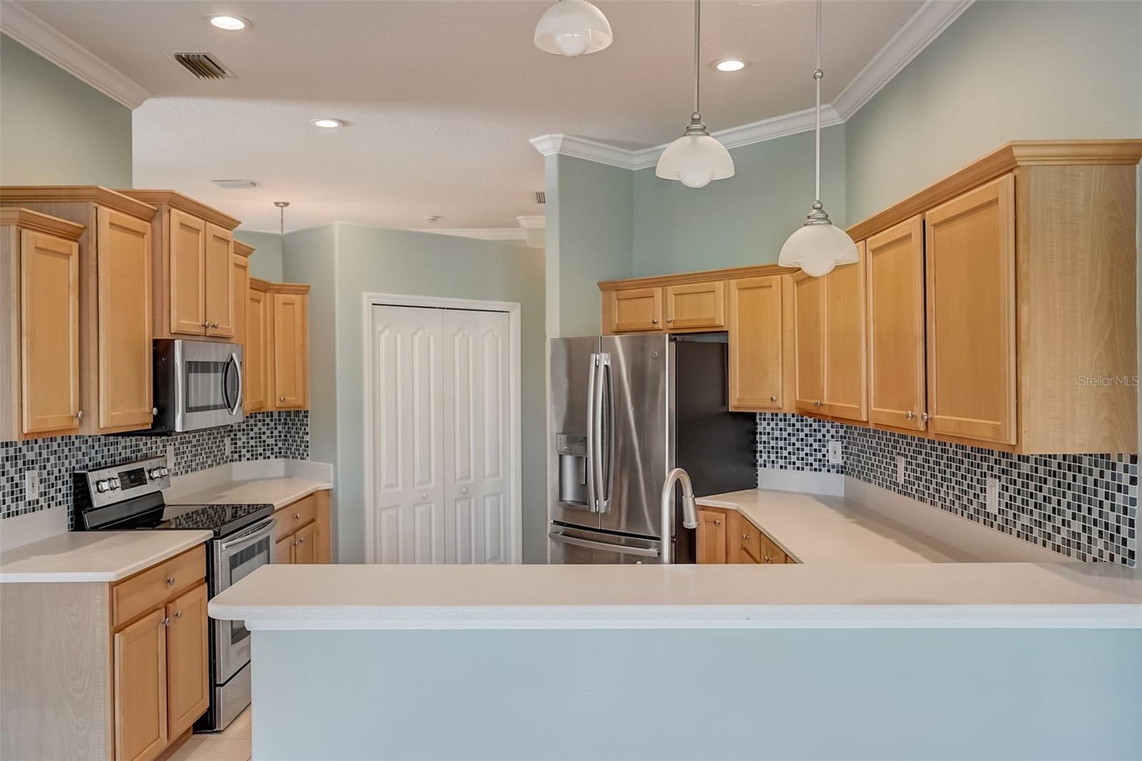 CARLYLE AT VILLAGES OF PALM-AIRE - Residential