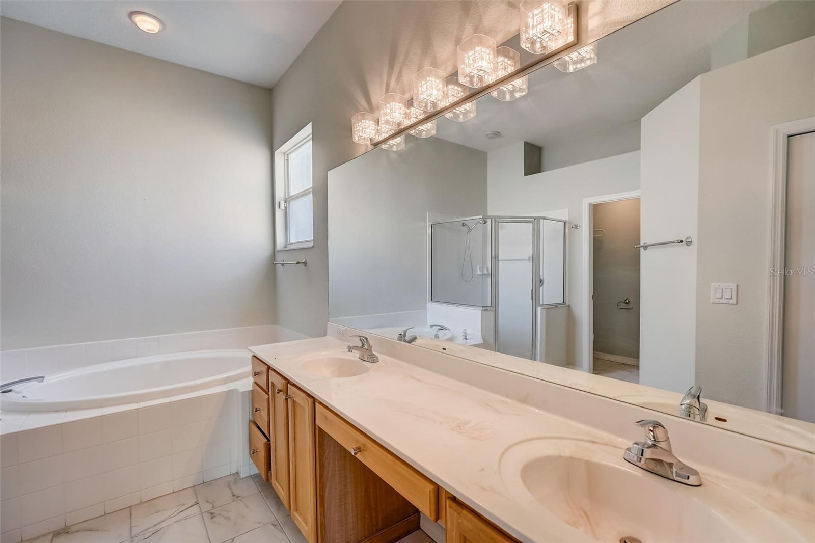 CARLYLE AT VILLAGES OF PALM-AIRE - Residential