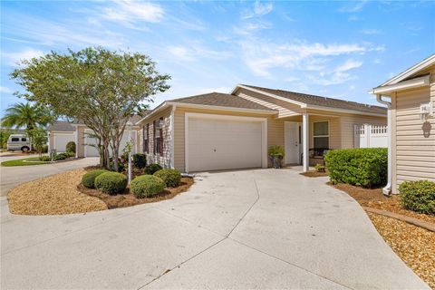 Photo of 859 Amber Court, The Villages, FL 32163 (MLS # G5102308)