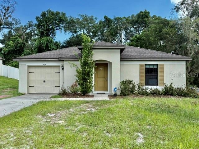 Photo of 707 W Chelsea Street, Deland, FL 32720 (MLS # V4951215)