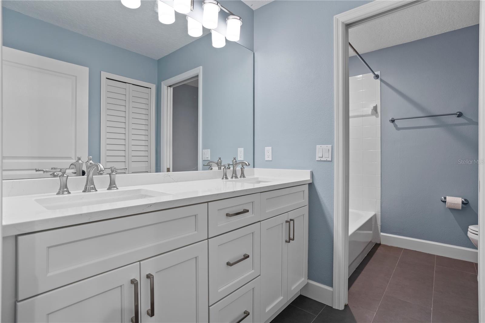 LIVE OAK RESERVE UNIT TWO - Residential