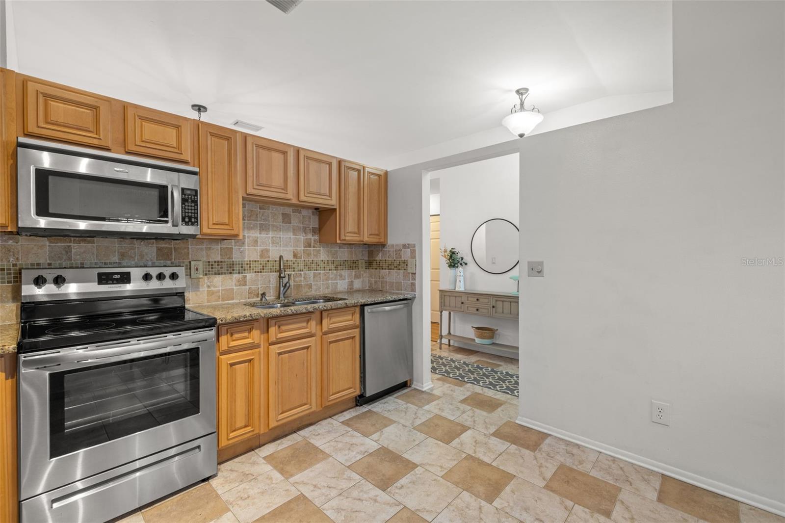 FRANKLIN SQUARE PH III - Residential