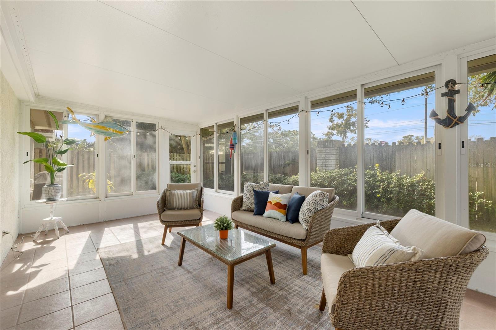 878 FRANKLIN SQUARE CIRCLE