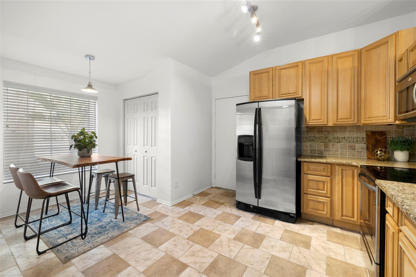 FRANKLIN SQUARE PH III - Residential