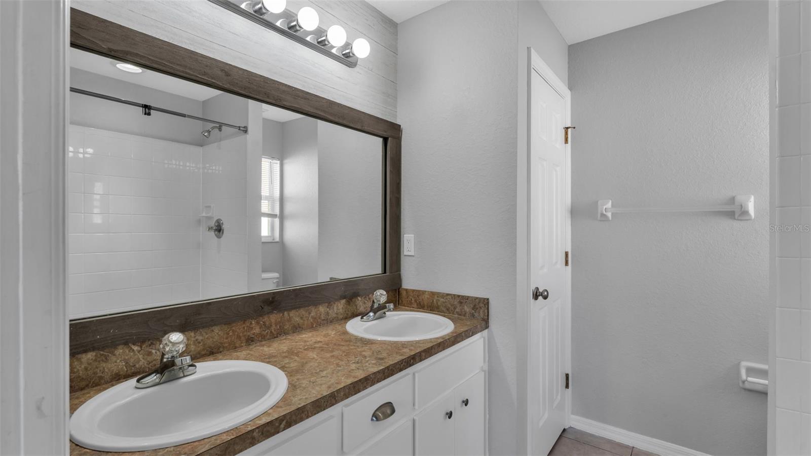 HERON PLACE - Residential